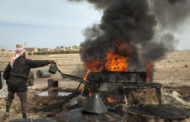 تحذيرات من خطورة الغازات الناتجة عن حراقات النفط في إدلب